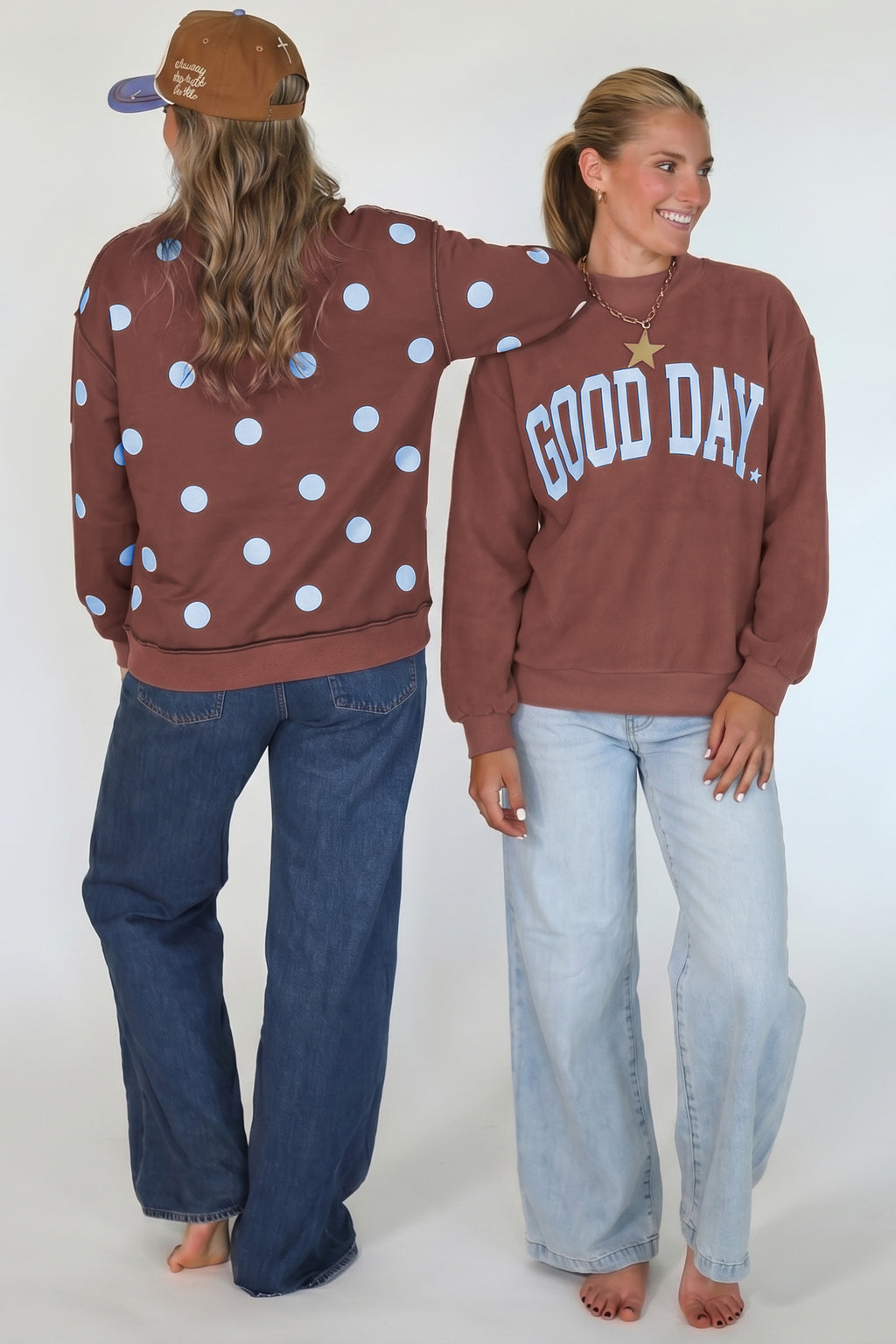 Clay Polka Dot/GOOD DAY Print Reversible Mock Neck Pullover Sweatshirt