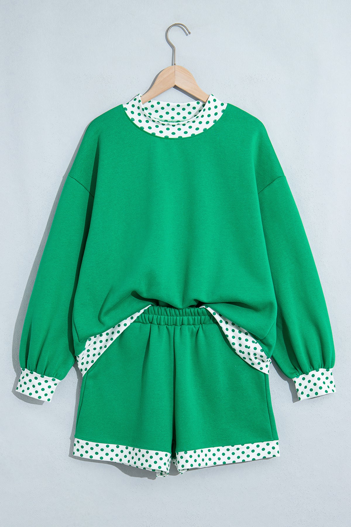 Evergreen Polka Dot Trim Baggy Pullover 2pcs Short Set