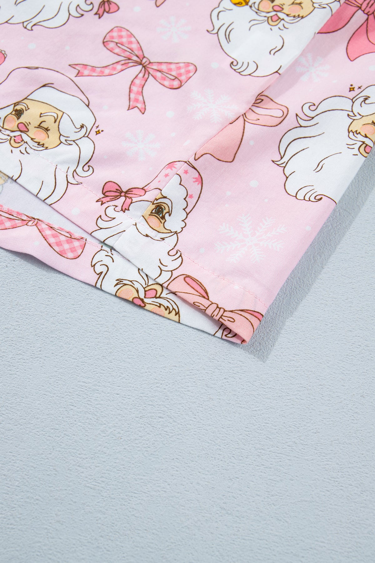 Pink Santa Print Paneling Shift Silhouette Short Sleeve Lounge Set