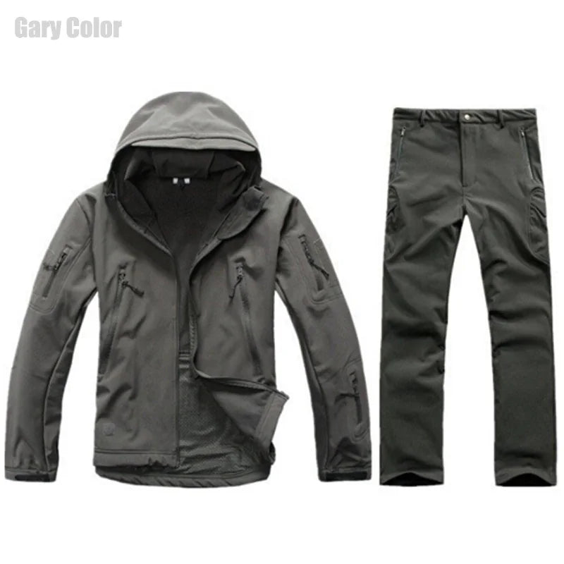 Tactics Jackets Men Outdoors Hunting Clothes Windproof Waterproof Coats Mens Camouflage Male Soft Shell Outdoor Fleece Jacket