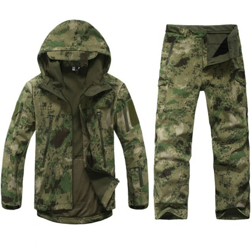 Tactics Jackets Men Outdoors Hunting Clothes Windproof Waterproof Coats Mens Camouflage Male Soft Shell Outdoor Fleece Jacket