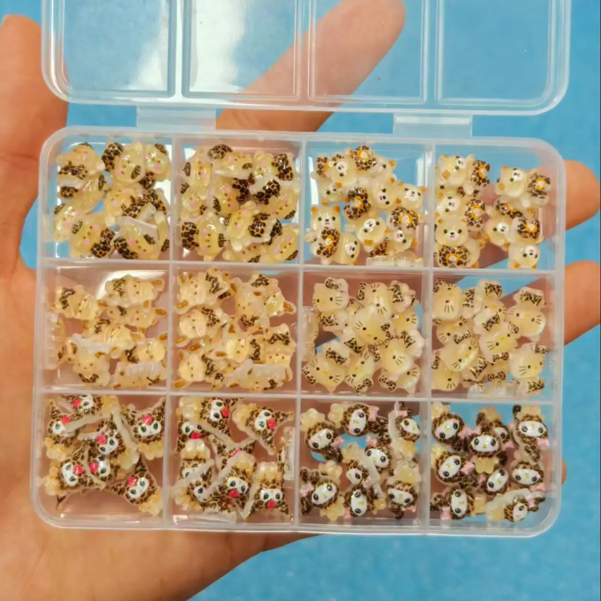 50Pcs Leopard Sanrio 3D Resin Nail Charms Mixed Kuromi My Melody Kitty Nail Parts DIY Manicure Decor Accessories