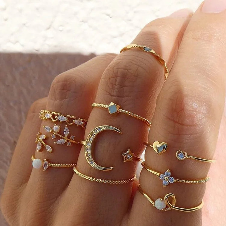 10Pcs Stackable Ring Set for Women Moon Star Heart Leaf Rhinestone Ring Y2K Finger Rings Trendy Jewelry Accessories Party Gifts