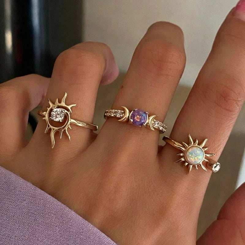 4Pc Sunflower Moon Ring Set for Women Exquisite Sweet Bow Star Heart Finger Rings Trend Vintage Stackable Versatile Jewelry Gift