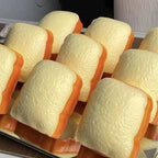 【F】Crunch Toast Slow Rise Squeeze Round Blocks Crunchy Filled Anti Stress Hand Relax Gift Toy