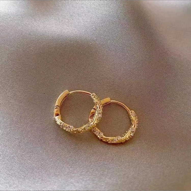 2026 New Arrival Metal Four Star Hoop Earrings for Women Simple Zircon Geometric Circle Earring Buckle Earrings Jewelry Gifts