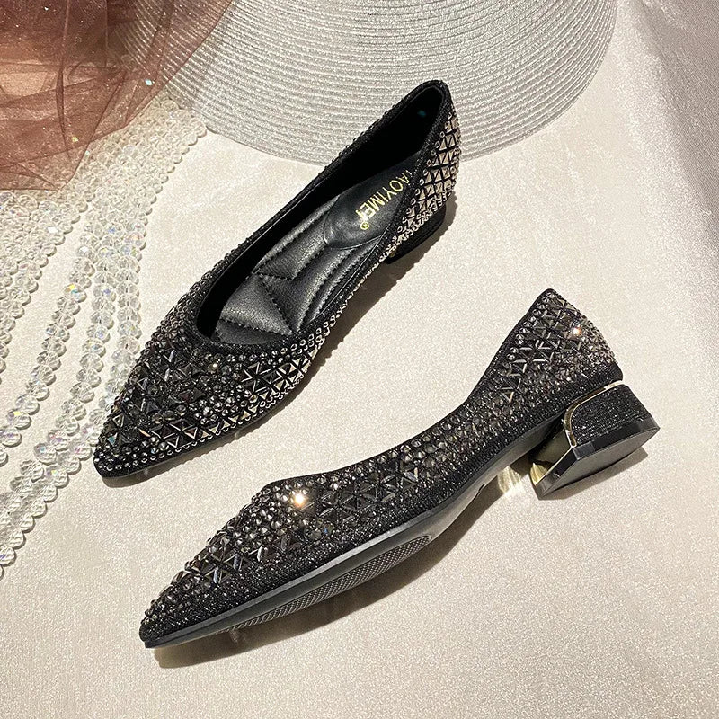 Women's Pointed Flats 2025 fashion New Shallow Diamond Soft Sole Butterfly Shoes Women Casual Boat Shoes Large size 43