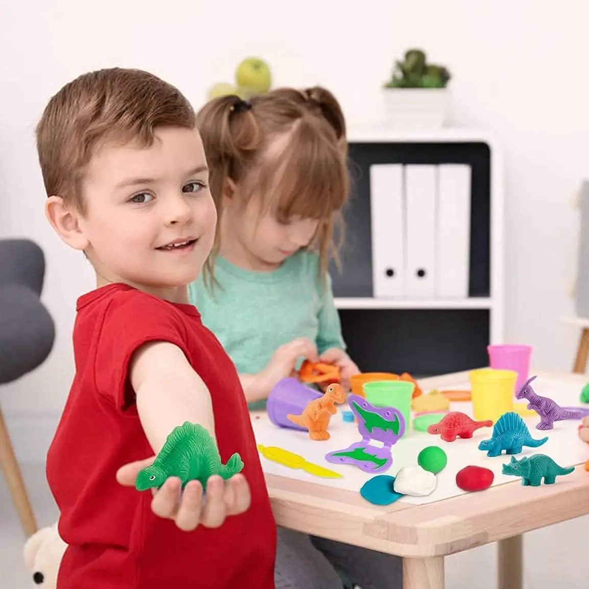 Yeahbo Playdough Sets for Kids, Modelling Clay, Air Dry Clay with 6 Dinosaur Mold, Polymer Clay Set, Play Dough Dinosaur Toys