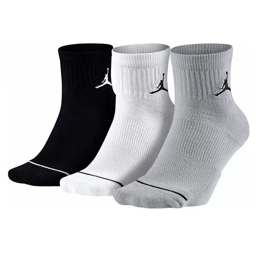 Nike Men's and Women's Anti-Slip Sports Socks (3-Pack) – Soft, Comfortable, Breathable, and Stylish SK0118-010
