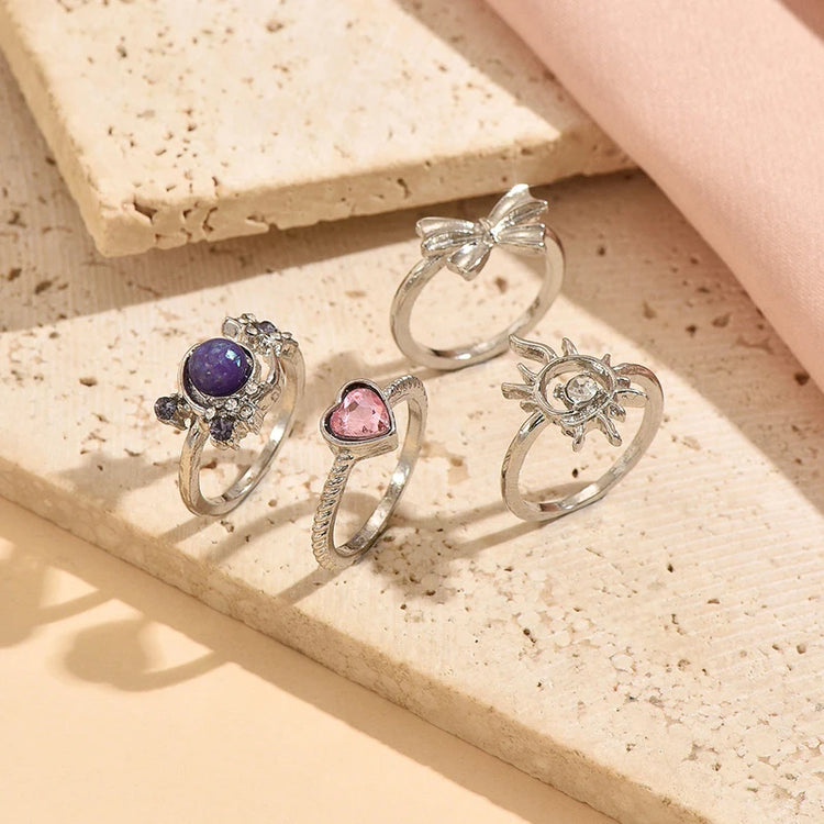 4Pc Sunflower Moon Ring Set for Women Exquisite Sweet Bow Star Heart Finger Rings Trend Vintage Stackable Versatile Jewelry Gift