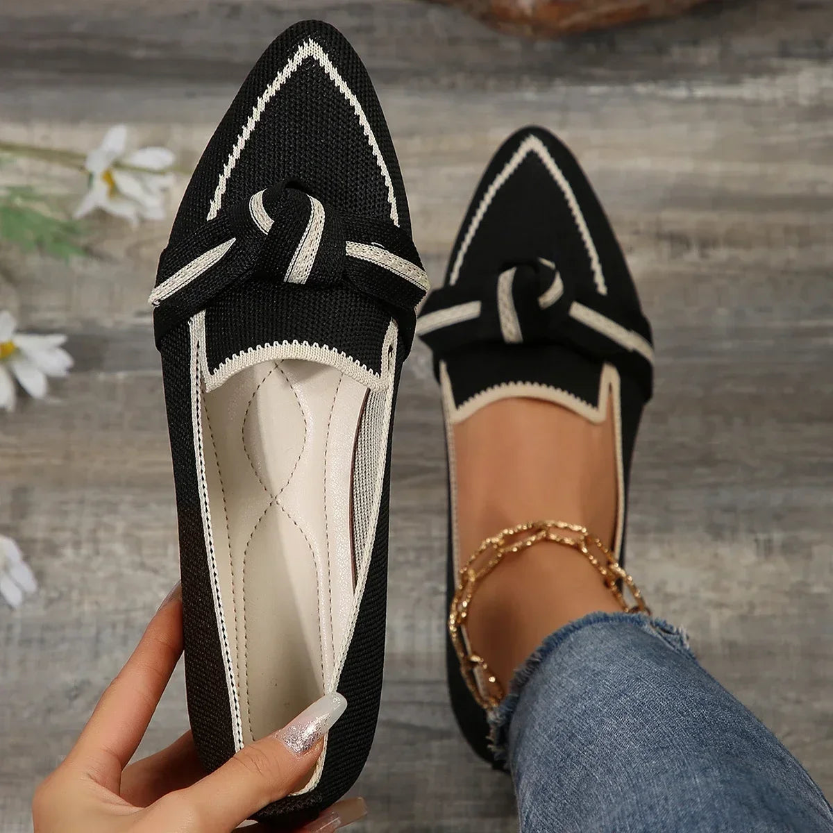 Women Flats 2024 New Knitted Slip Breathable Comfortable Solid Color Shoes Casual Pointed Toe Walking Loafers Sneakers Women