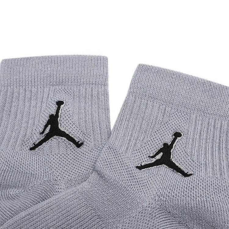 Nike Air Jordan Men's and Women's Knee-High Sports Socks, 3-Pack, Comfortable and Breathable Basketball Socks SX5544-017