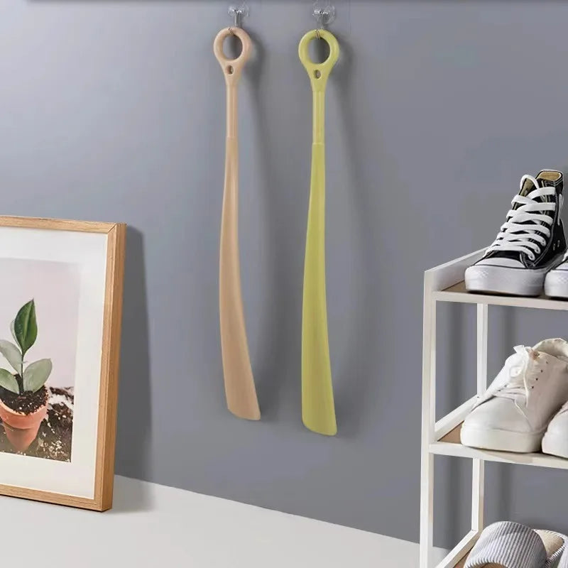 47CM Long Hanging Ring Shoehorn Pregnant Woman Long Handled Lifter Elderly Shoe Spoon Lazy People Shoe Spatula Shoe Horns 1/2Pcs