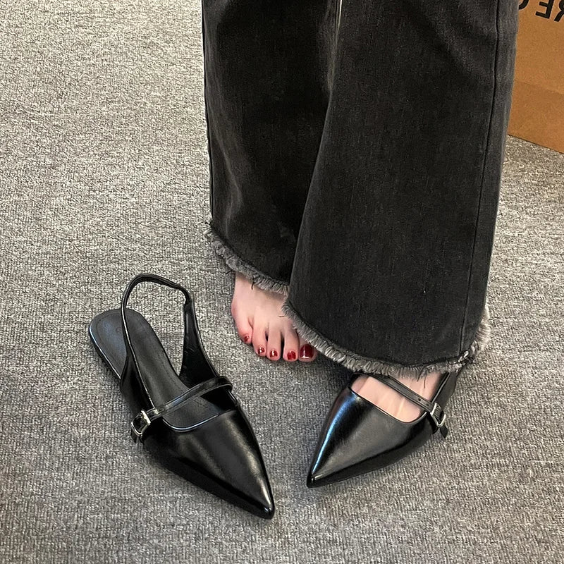 New Spring Women's French-Style Closed-Toe Sandals Luxurious Slip-On Designer Shoes Fashionable and Elegant Party Flat Sandals