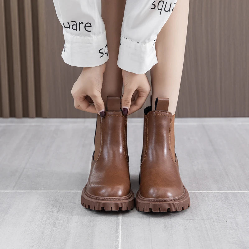 AIYUQI Women's Chelsea Boots Genuine Leather New Autumn Winter Fashion Women's Ankle Boots Retro Winter Boots Ladies  WHSLE MTO