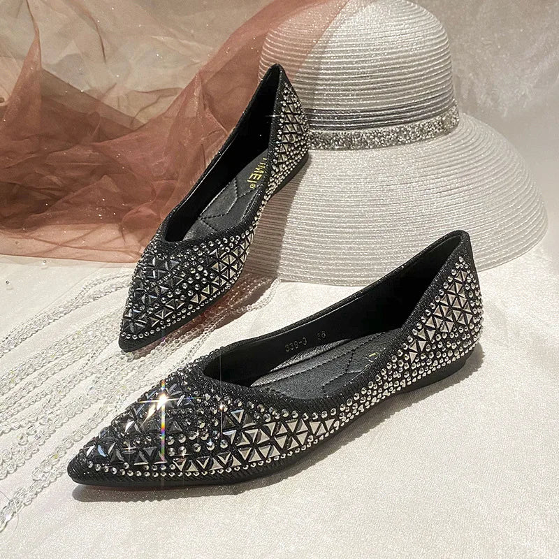 Women's Pointed Flats 2025 fashion New Shallow Diamond Soft Sole Butterfly Shoes Women Casual Boat Shoes Large size 43