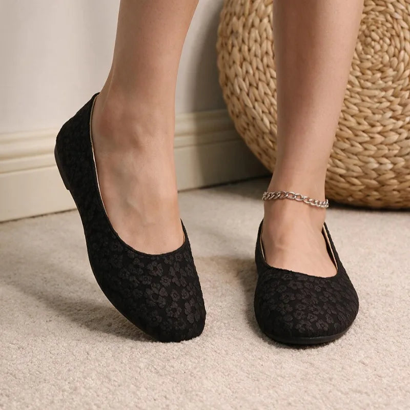 Fashion Solid Round Toe Flower Embroidery Women's Flats and Loafers 2026 New Simple Soft Sole Comfort Women Shoes Лоферы Женские