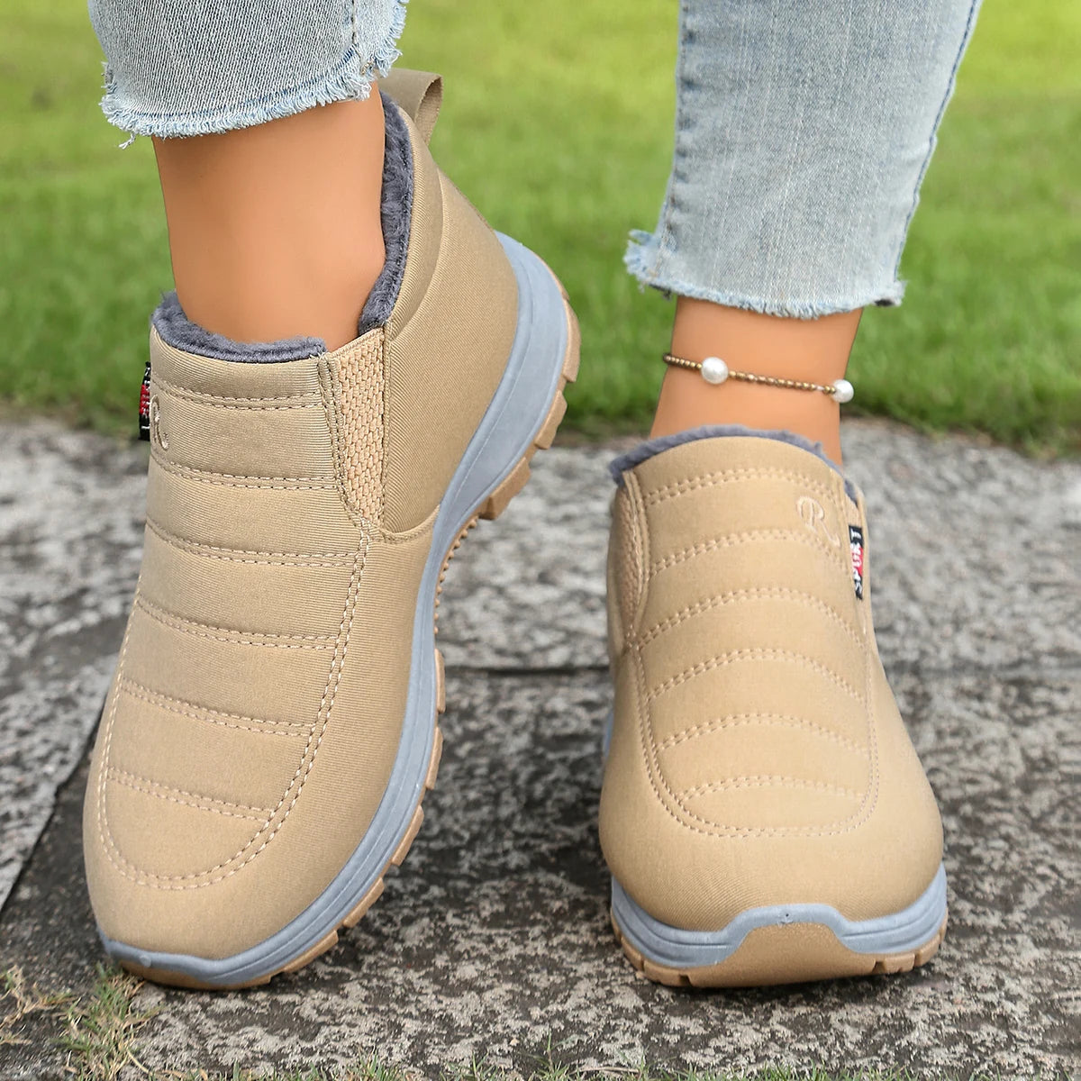 Couple Shoes, Men's and Women's Casual Shoes, Warm, Fleece, Thickened, Anti-Slip, lightweight Snow Boots with Free Shipping