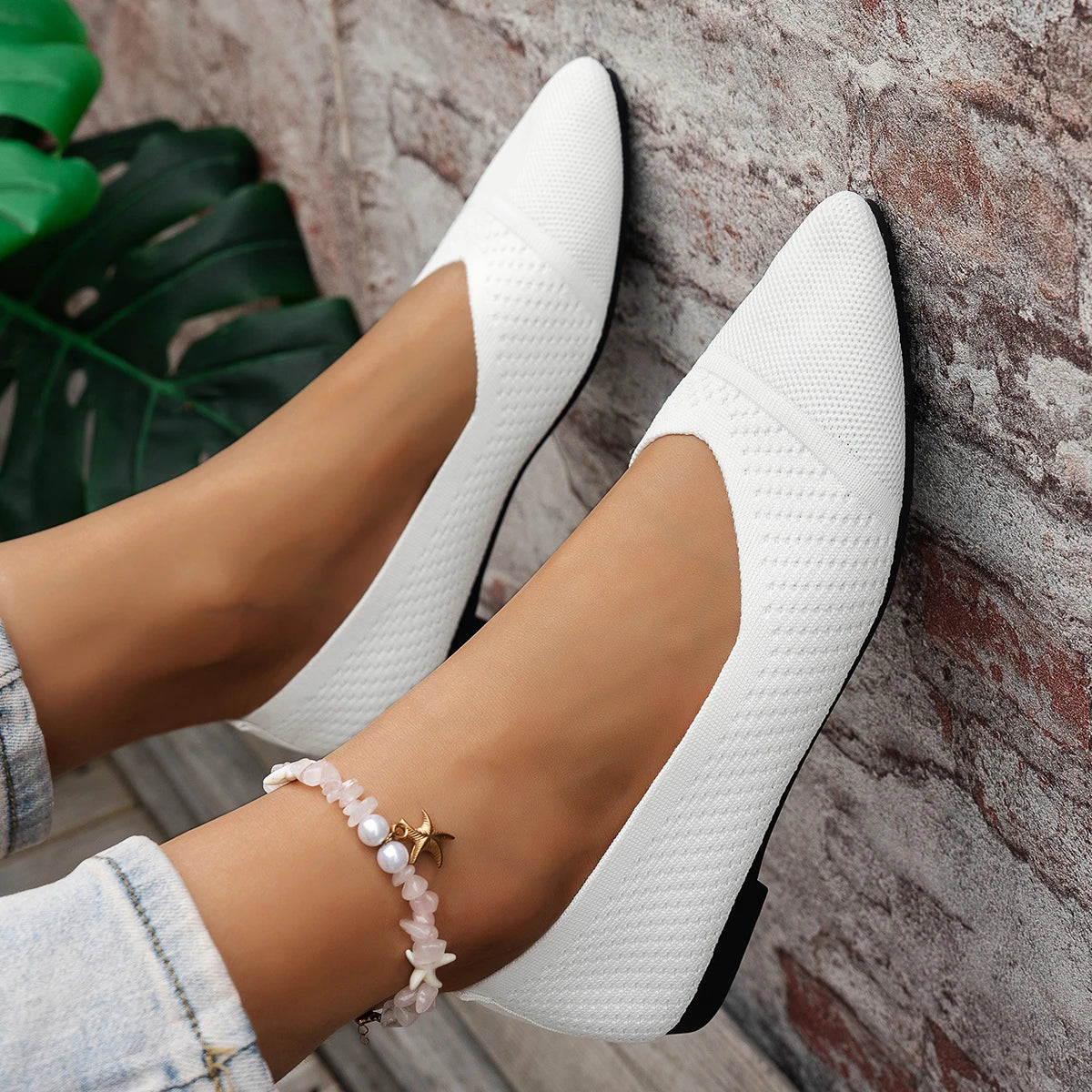 Lightweight Hollow Knit V Opening Pointed Flat Shoes For Women Office Daily