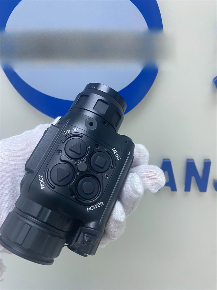 Handheld Thermal Imager Long Range Thermal Camera 25mm Lens IP67 Waterproof Continuous Zoom for Night Vision Hunting