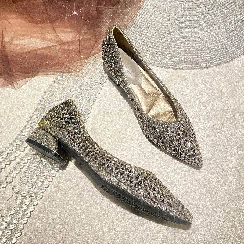 Women's Pointed Flats 2025 fashion New Shallow Diamond Soft Sole Butterfly Shoes Women Casual Boat Shoes Large size 43