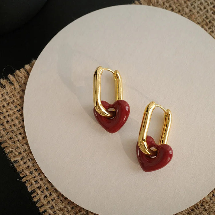 Cute Red Heart Earrings For Women Simple Smooth Love Hoop Earrings Fashion Geometric Earrings Party Round Ear Jewelry