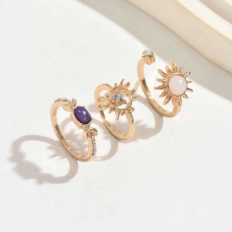 4Pc Sunflower Moon Ring Set for Women Exquisite Sweet Bow Star Heart Finger Rings Trend Vintage Stackable Versatile Jewelry Gift