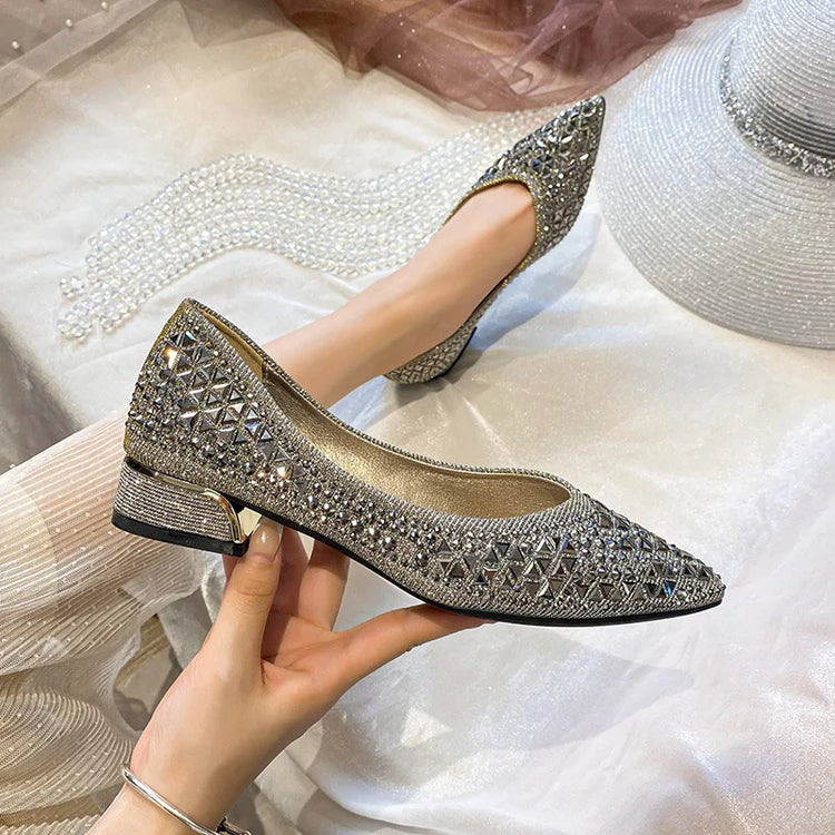 Women's Pointed Flats 2025 fashion New Shallow Diamond Soft Sole Butterfly Shoes Women Casual Boat Shoes Large size 43