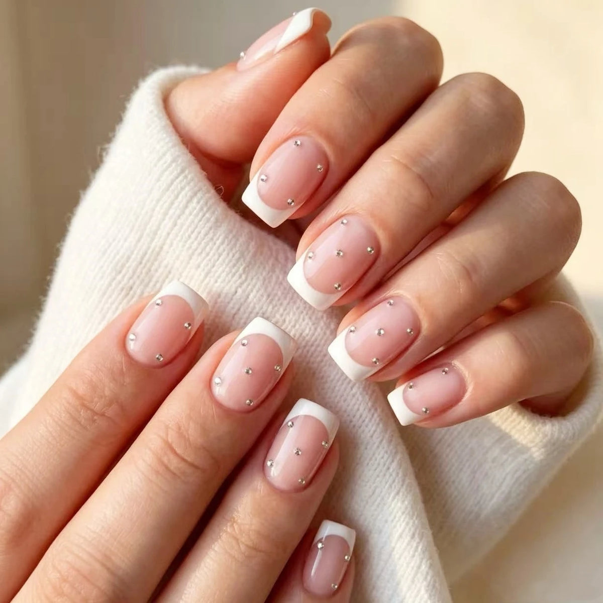 White French Press on Nails 3D Bowknot Fake Nails Tips Full Cover Wearable False Nails for Women and Girls DIY Manicure 24Pcs