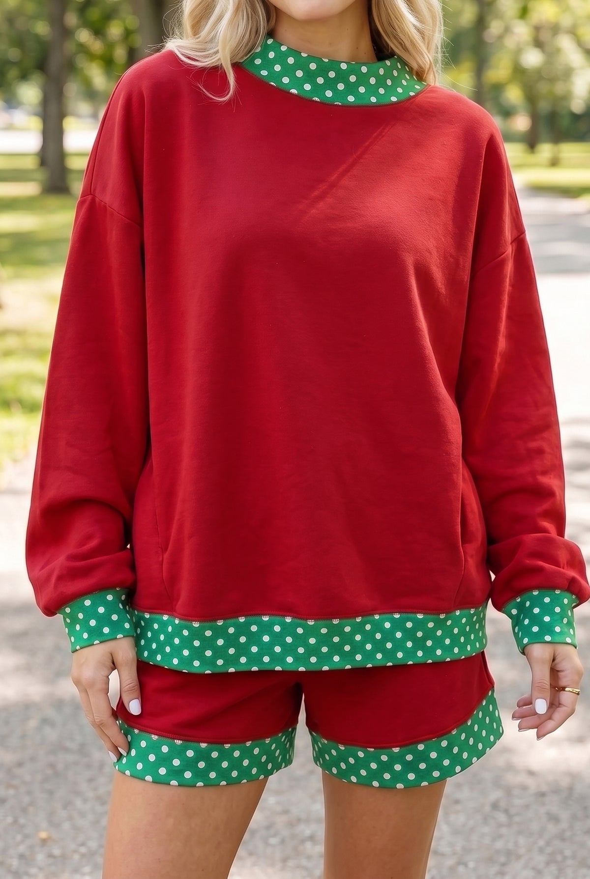 Evergreen Polka Dot Trim Baggy Pullover 2pcs Short Set