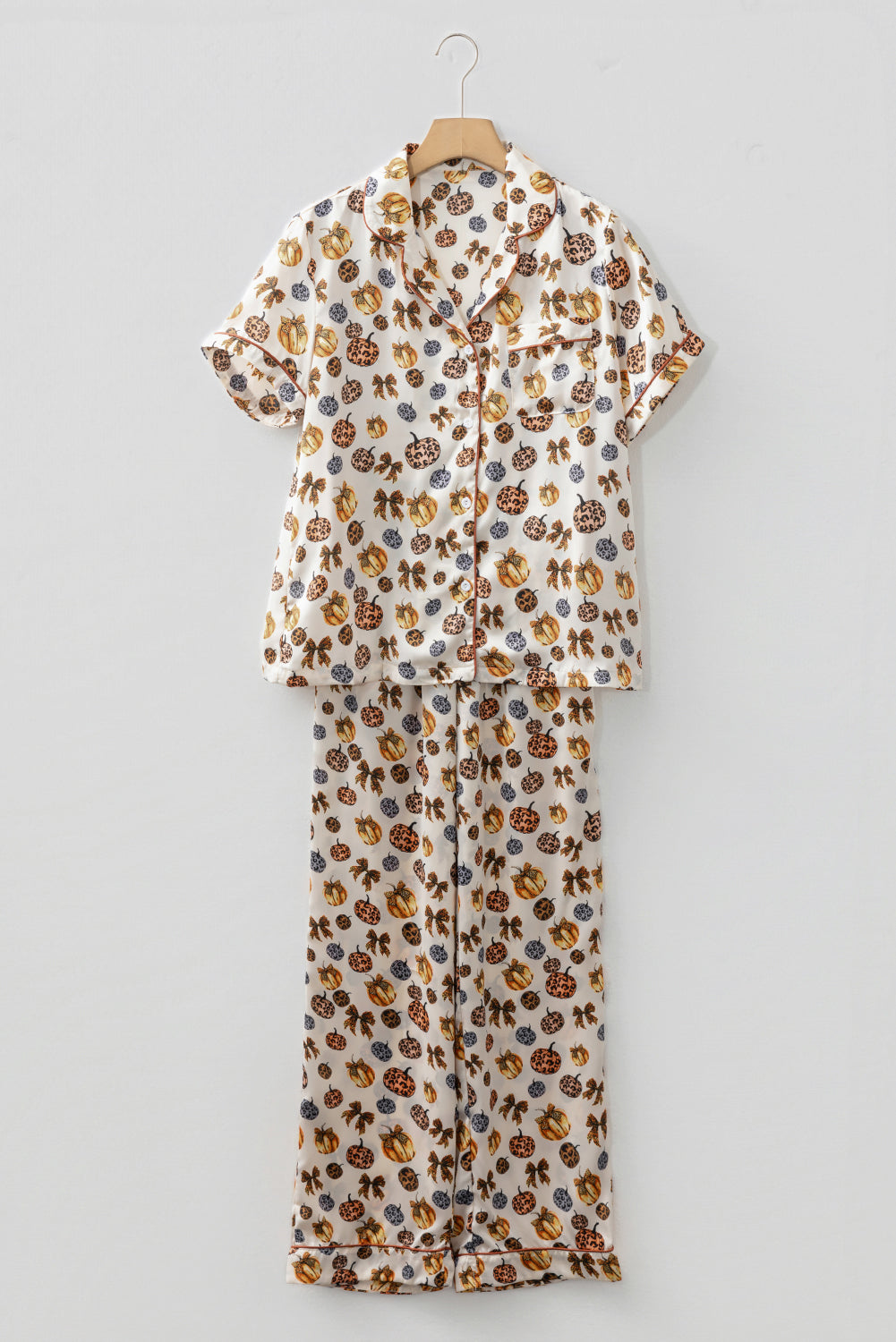 Beige Leopard Pumpkin Allover Halloween 2pcs Pajama Set